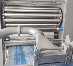 China Automatische gleichmäßig Zufuhr-Zweilagenteig Sheeter mit Edelstahl-Material usine