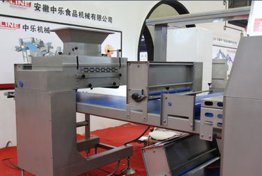China Flexibler Struktur-Teig-lamellierende Maschine mit integrieren Funktion in einer Linie usine